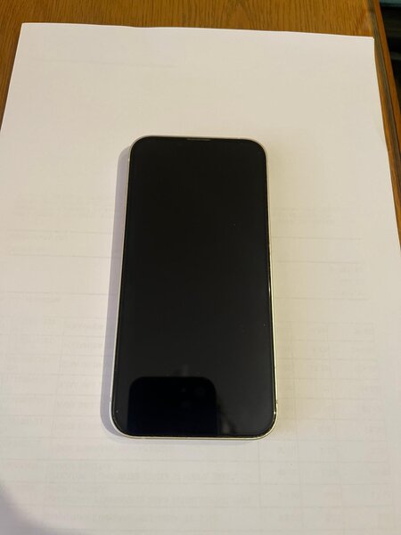 Vand Iphone 13, 256 GB, stare impecabila,